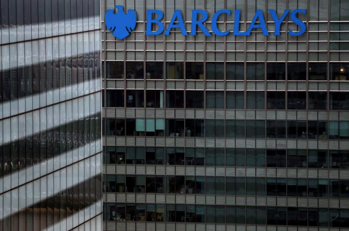 Barclays to Adopt Fresh Curbs on Oil and Gas Financing