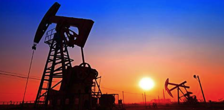Oil Prices Decline on US Oversupply Concerns