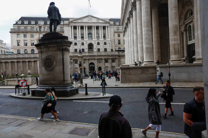 BoE's Mann says markets are pricing in too many rate cuts