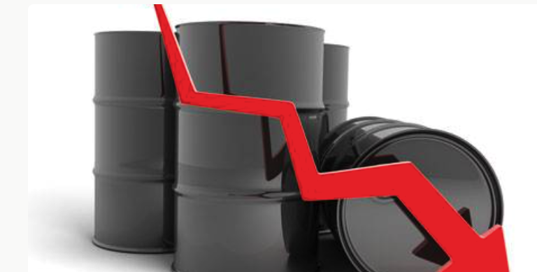 Oil Prices Plummet to Two-Week Lows Amidst Easing Geopolitical Tensions