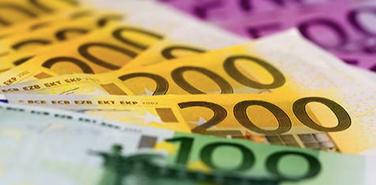 Euro's Climb Amidst Bearish Outlook