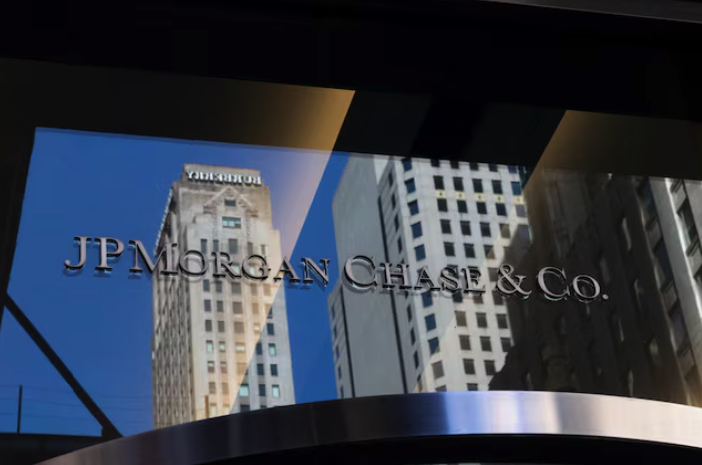 New York Community Bancorp Closes Sale of $5.9 Billion